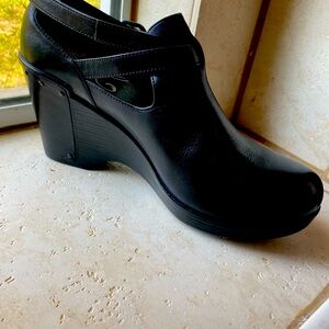 Dansko Black Leather Slide Platform Clog Sandals Womens 40 US 9.5 10